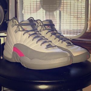 Jordan 12 Big Kids Size 5. Pink/Gray